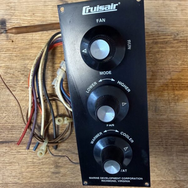 Cruisair Marine A/C Control Panel – 3-Knob Fan/Mode/Thermostat