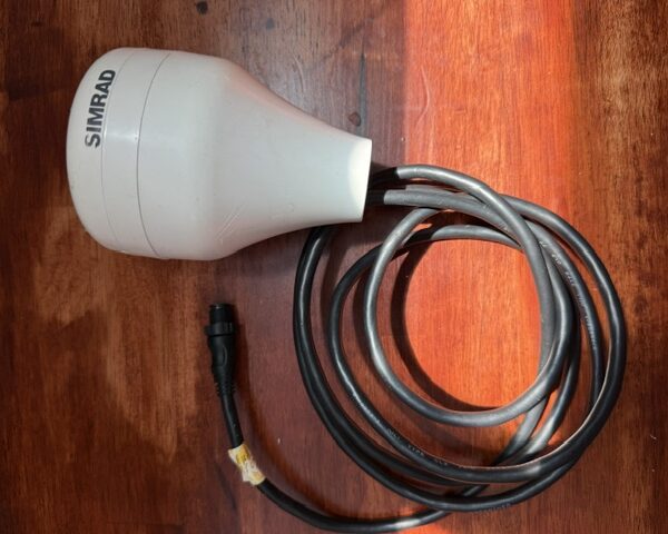 Simrad GS15 GPS antenna puck with cable used good condition NSE12 compatible