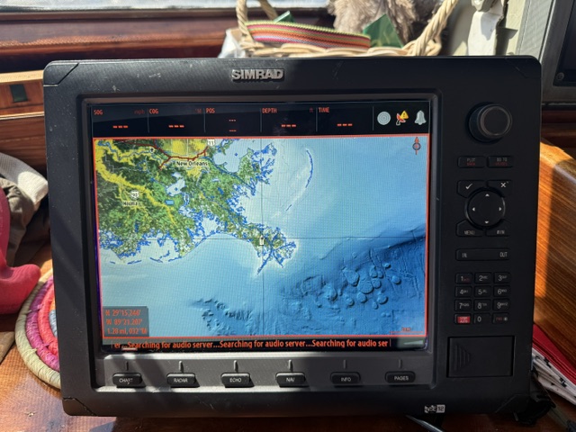 Simrad NSE12 12 inch multifunction display used good condition updated firmware
